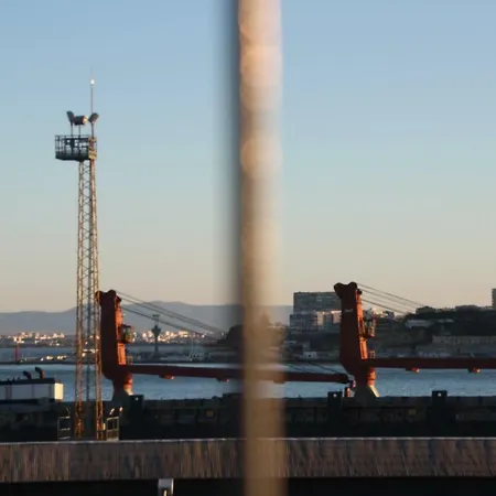 Appartement Tejo90 - Penthouse By The River *