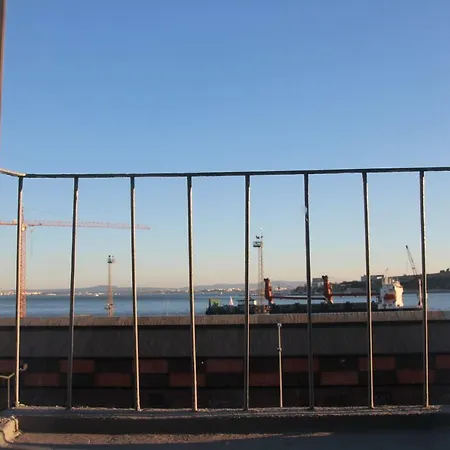 Appartement Tejo90 - Penthouse By The River